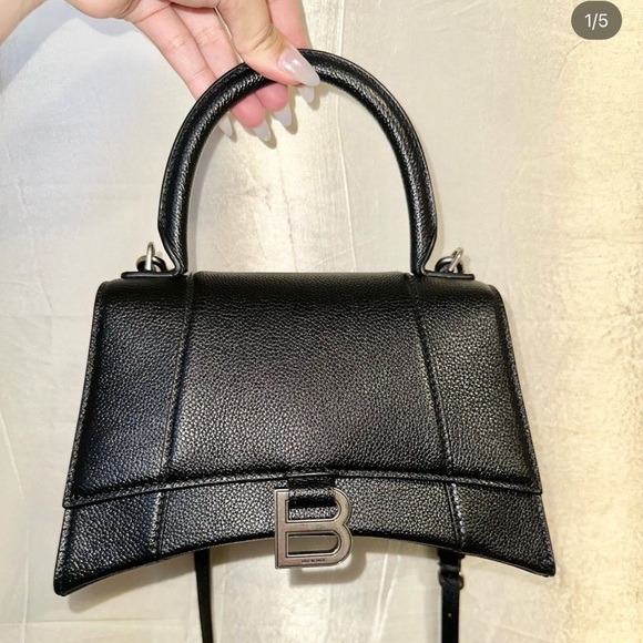 ✨BALENCIAGA
Hourglass Small Calfskin Top-handle/Crossbody bag✨ - Picture 1 of 9
